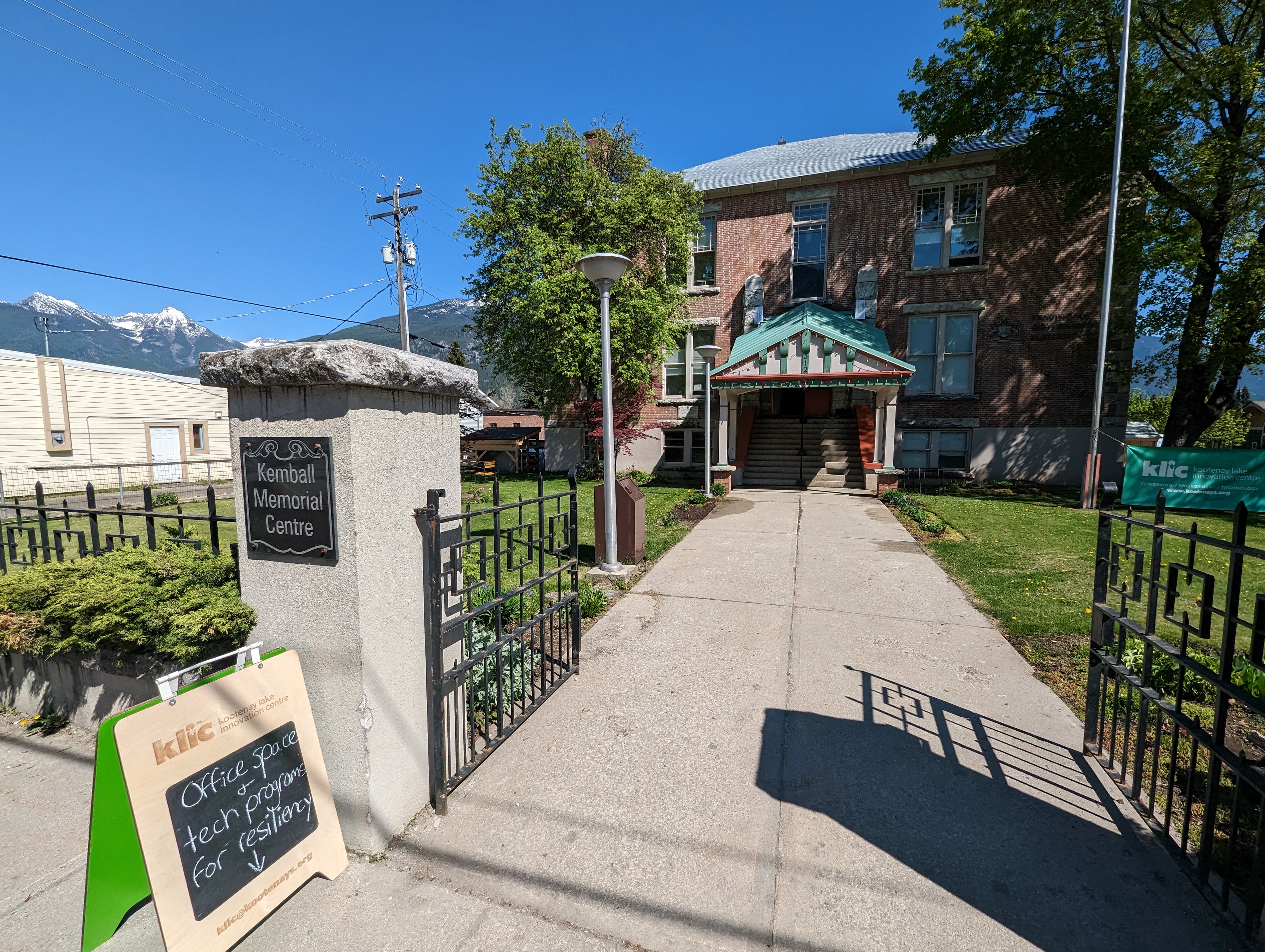 Kemball Memorial Centre, the venue at 312 4th St, Kaslo